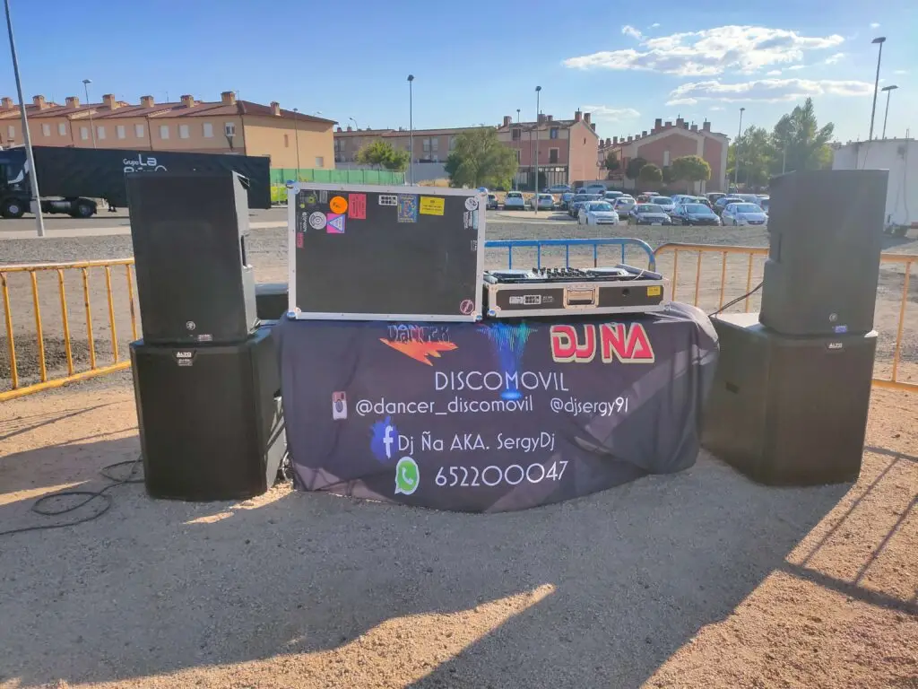 Montaje de equipo dj